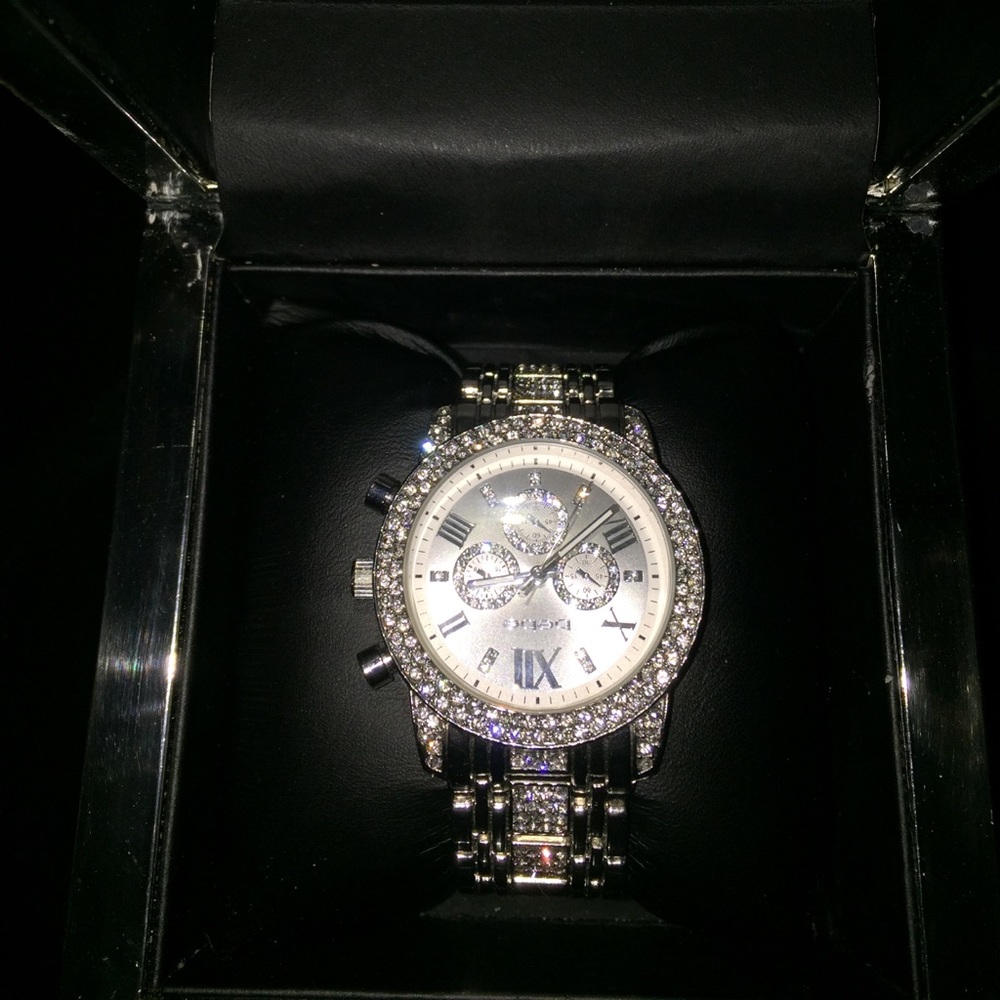 Diamond watch - Picture 1 of 1